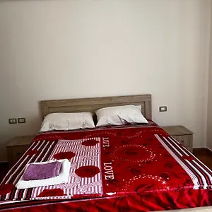 Appartamento Incantevole Con Posto Auto Privato, Vlorë